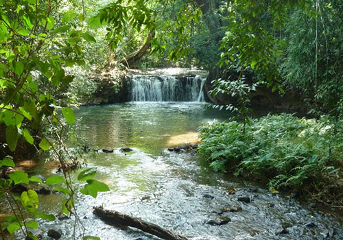 La Ang Khin Waterfall