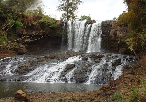 Taing Laing Waterfall